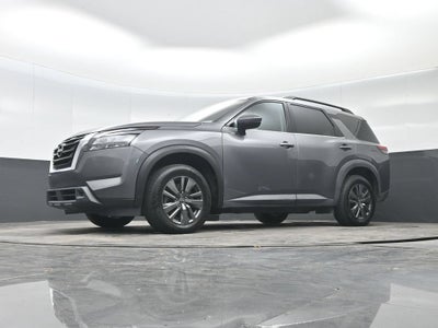 2023 Nissan Pathfinder SV