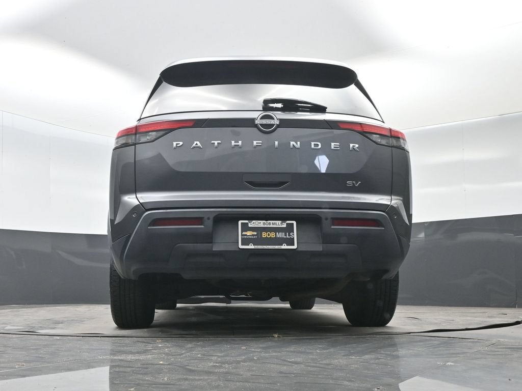 2023 Nissan Pathfinder SV