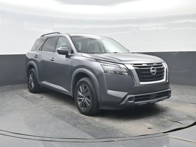 2023 Nissan Pathfinder SV
