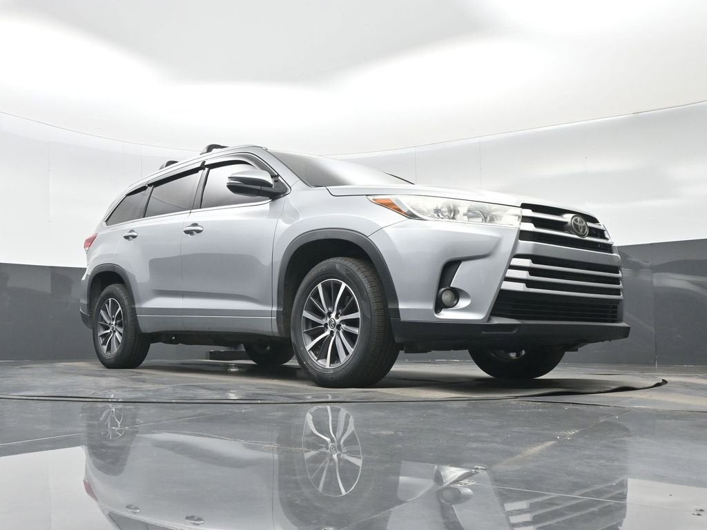 2018 Toyota Highlander SE