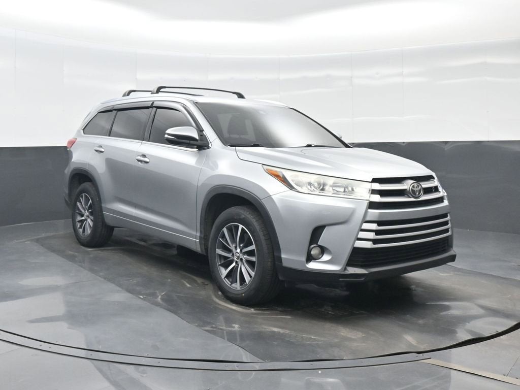 2018 Toyota Highlander SE