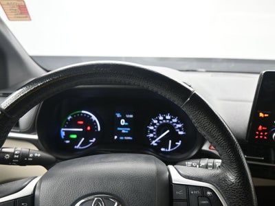 2021 Toyota Sienna XLE
