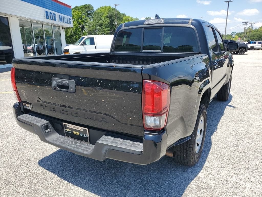 2018 Toyota Tacoma SR