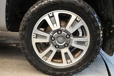 2019 Toyota Tundra 4WD SR5