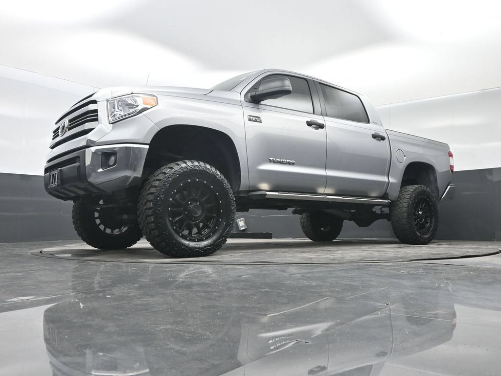 2017 Toyota Tundra 4WD SR5