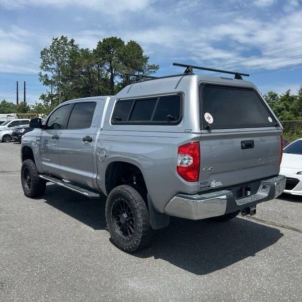 2017 Toyota Tundra 4WD SR5
