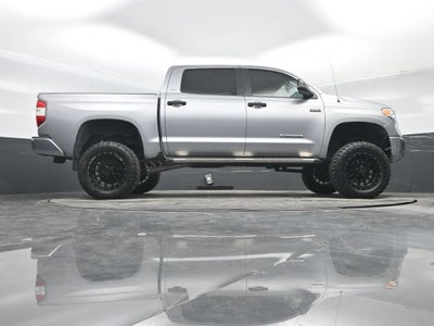 2017 Toyota Tundra 4WD SR5