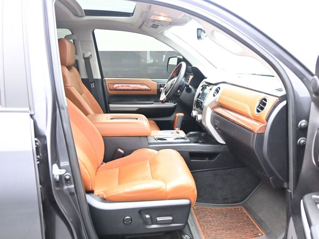 2021 Toyota Tundra 2WD Platinum