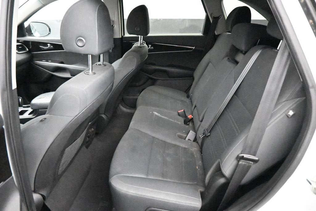 2020 Kia Sorento LX V6