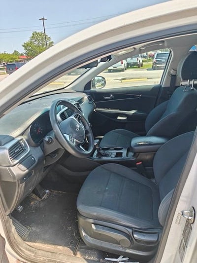 2020 Kia Sorento LX V6