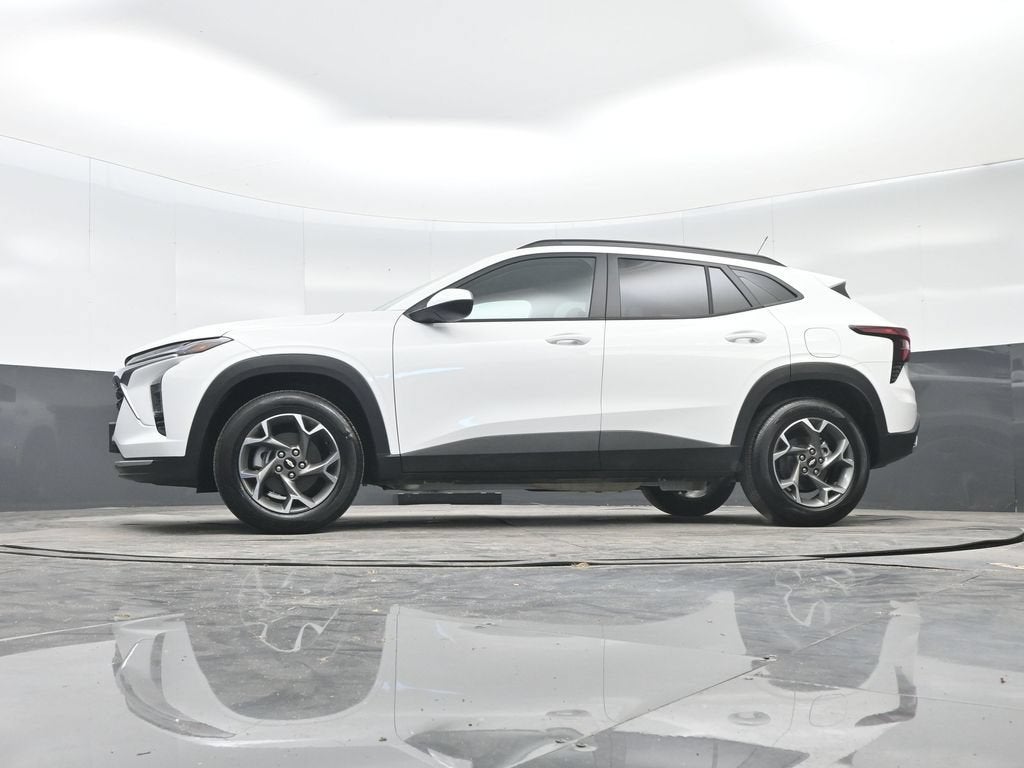 2026 Chevrolet Trax LT - Photo 27