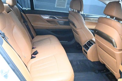 2019 BMW 7 Series 740i