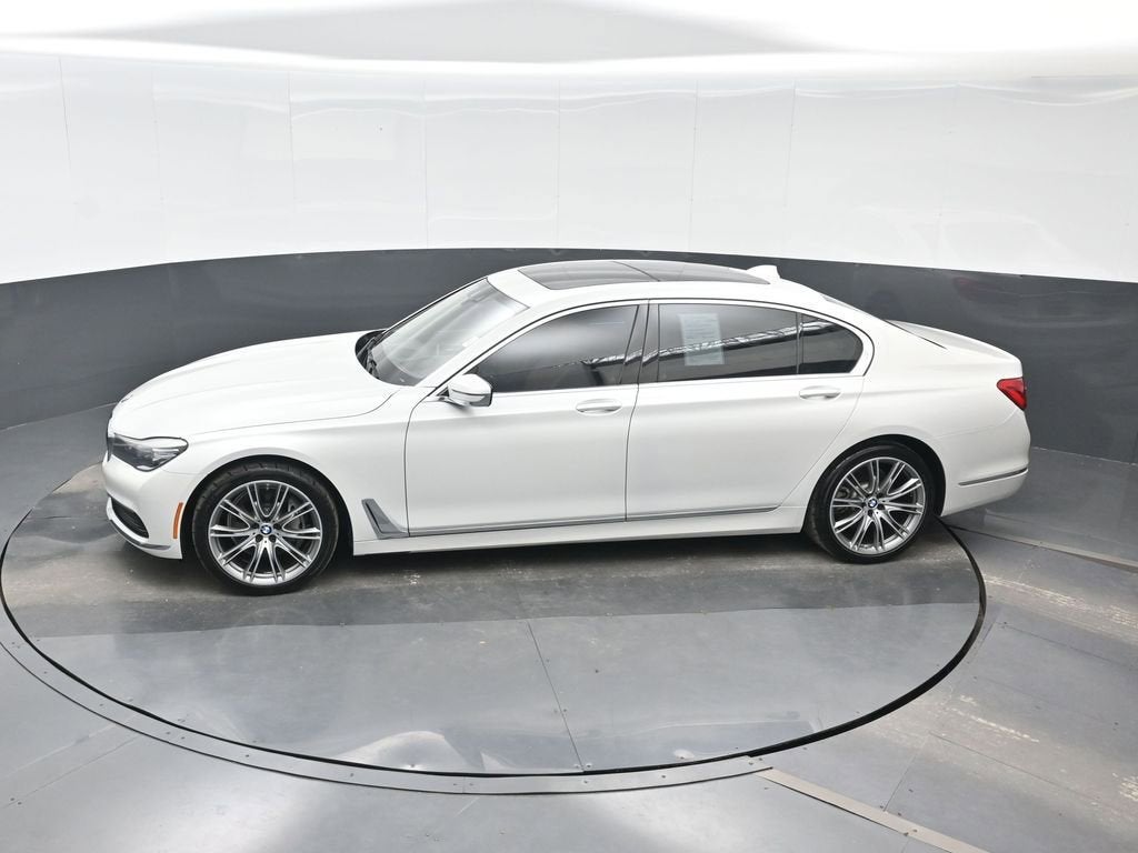 2019 BMW 7 Series 740i
