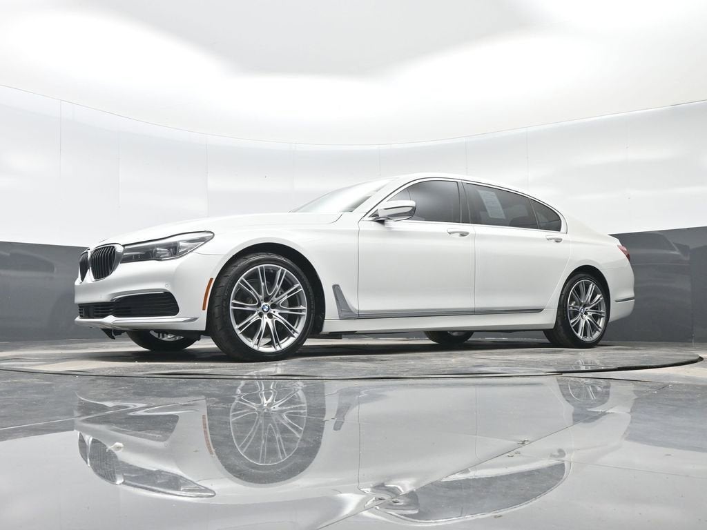 2019 BMW 7 Series 740i