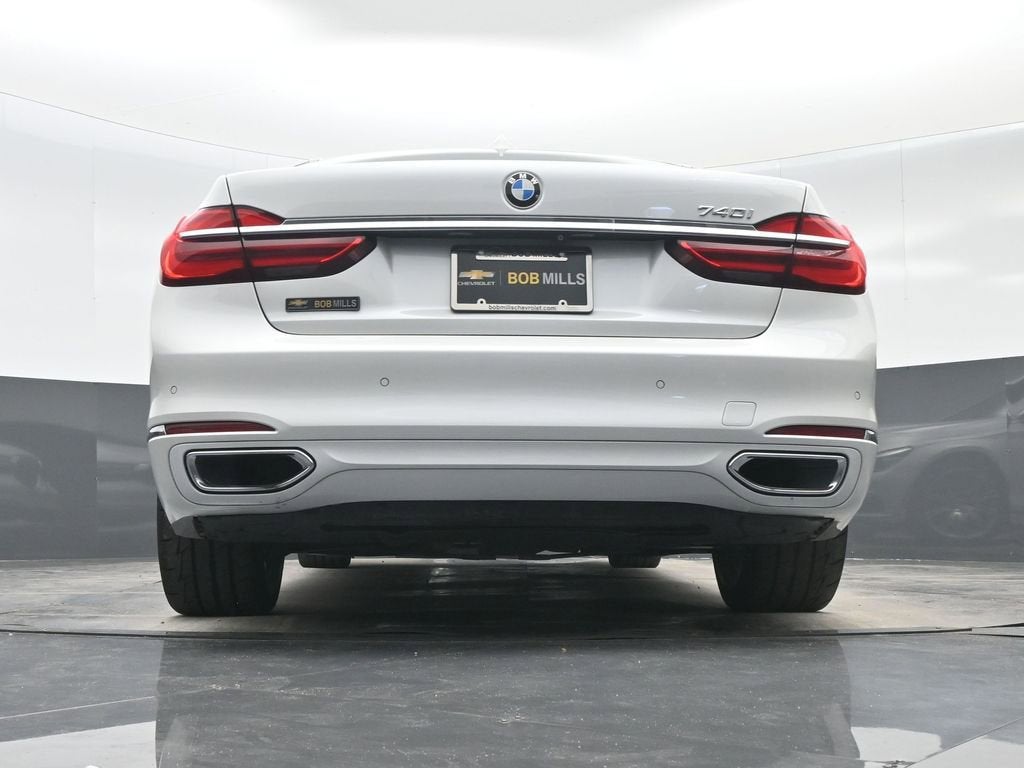 2019 BMW 7 Series 740i