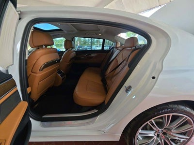 2019 BMW 7 Series 740i