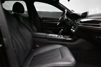 2019 BMW 7 Series 740i