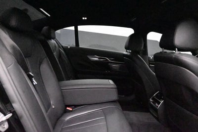 2019 BMW 7 Series 740i