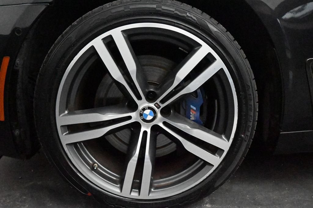 2019 BMW 7 Series 740i