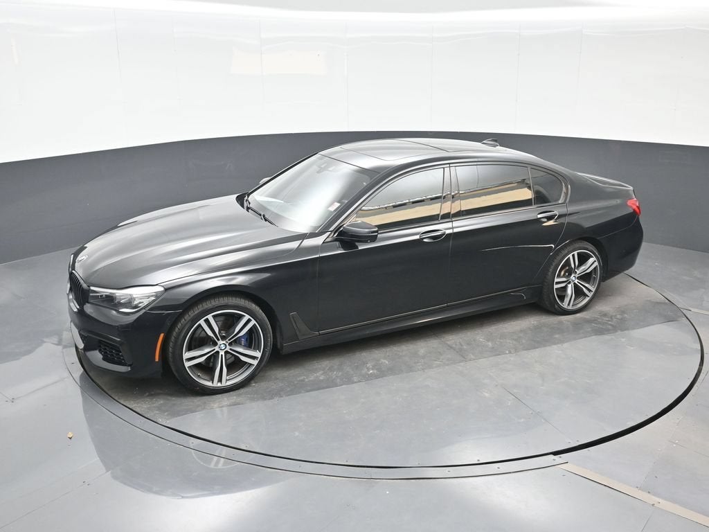 2019 BMW 7 Series 740i