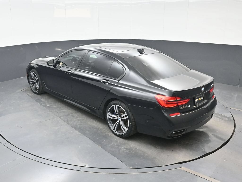 2019 BMW 7 Series 740i