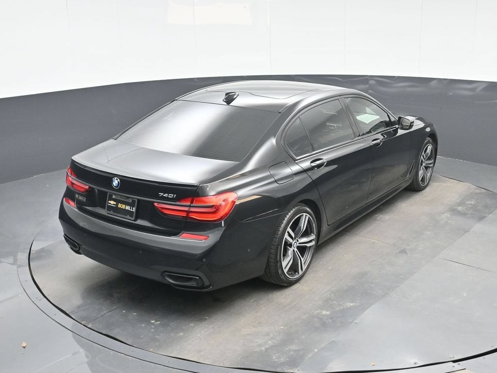 2019 BMW 7 Series 740i