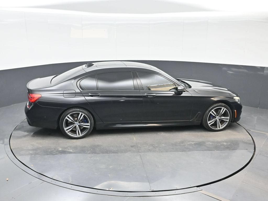 2019 BMW 7 Series 740i