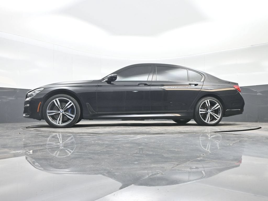 2019 BMW 7 Series 740i