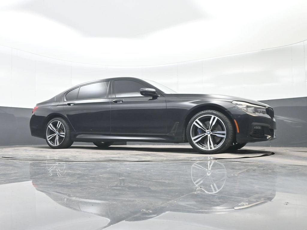 2019 BMW 7 Series 740i