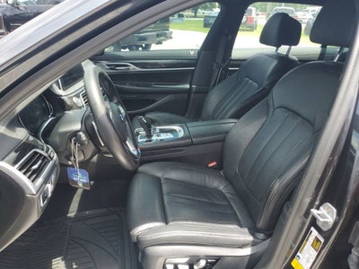 2019 BMW 7 Series 740i