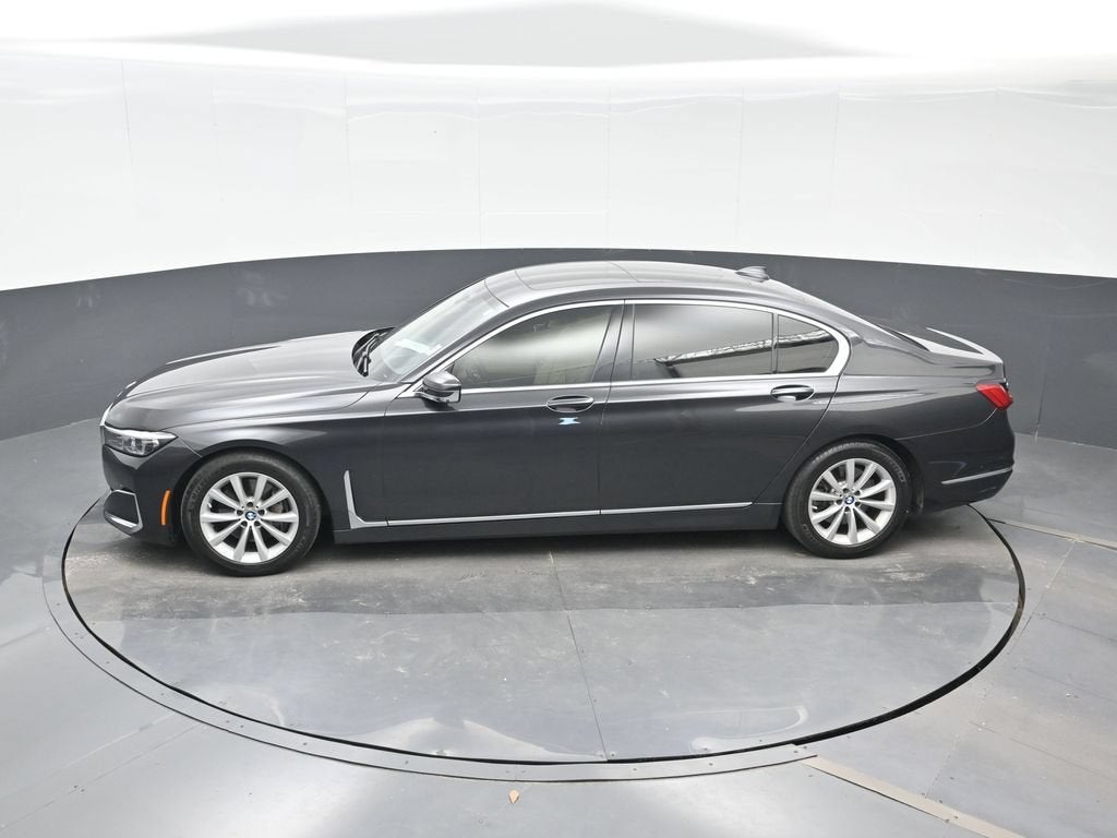 2021 BMW 7 Series 740i