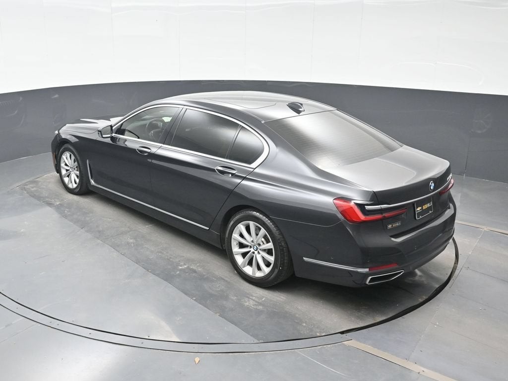 2021 BMW 7 Series 740i