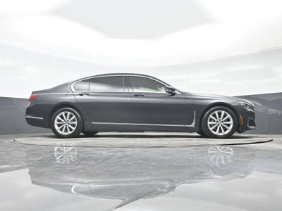2021 BMW 7 Series 740i
