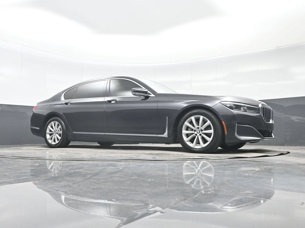 2021 BMW 7 Series 740i
