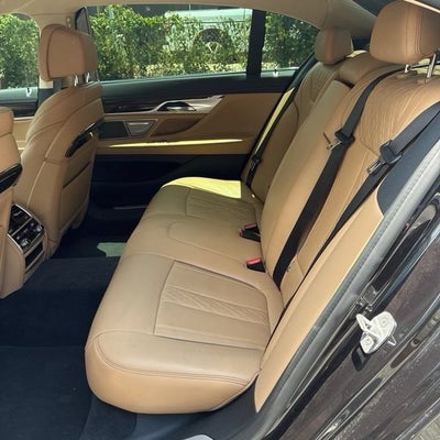 2021 BMW 7 Series 740i
