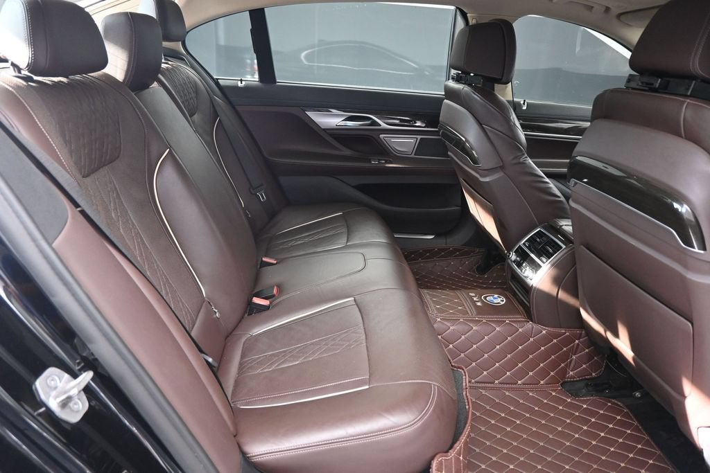 2022 BMW 7 Series 740i xDrive