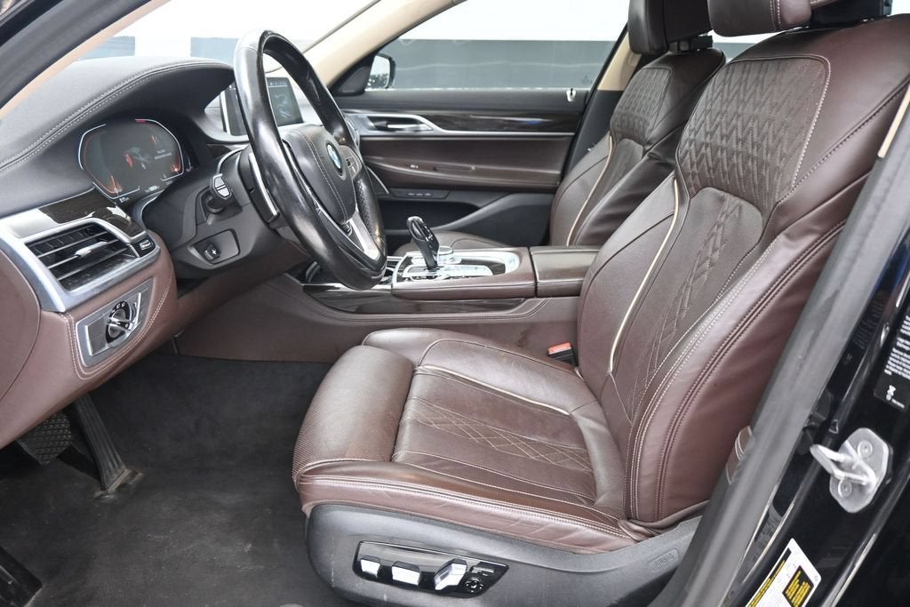 2022 BMW 7 Series 740i xDrive