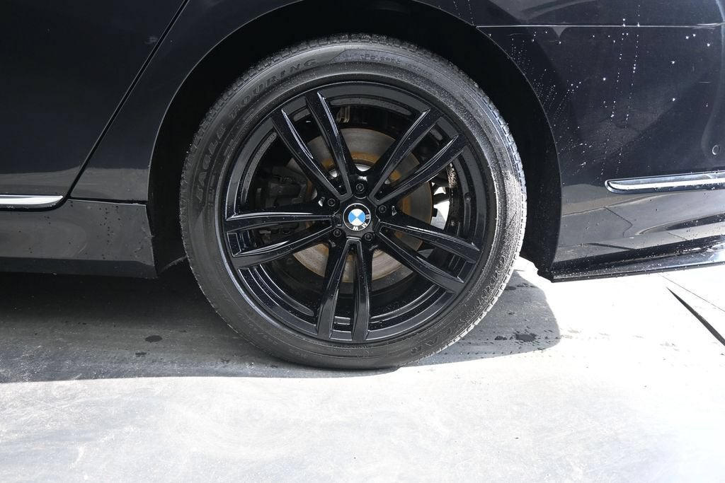2022 BMW 7 Series 740i xDrive
