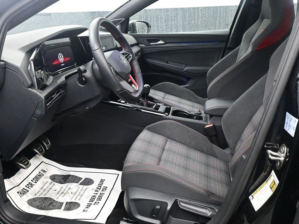 2024 Volkswagen Golf GTI 380 SE