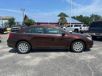 2013 Chrysler 200 LX
