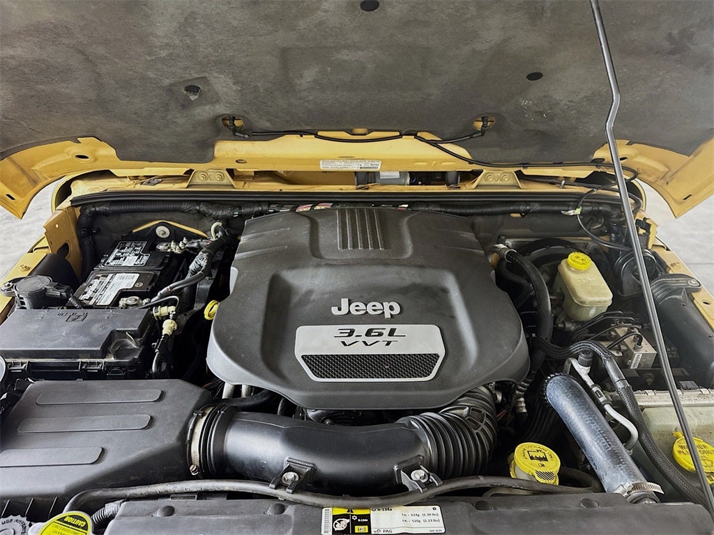 2013 Jeep Wrangler Unlimited Sahara