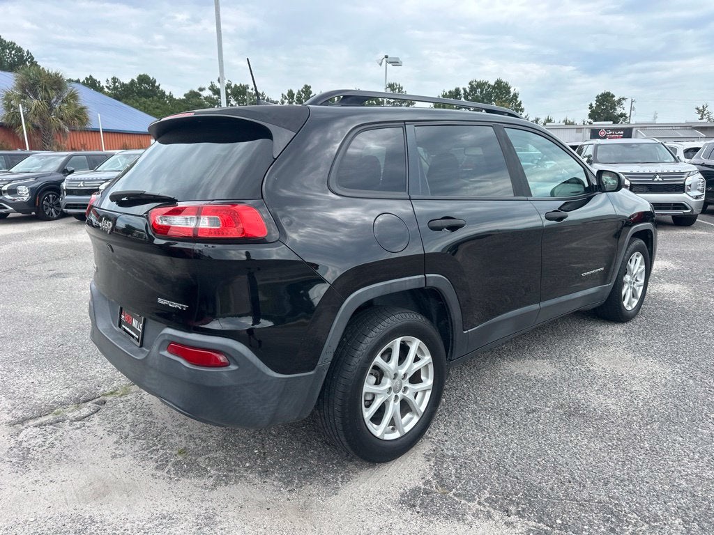 2017 Jeep Cherokee Sport