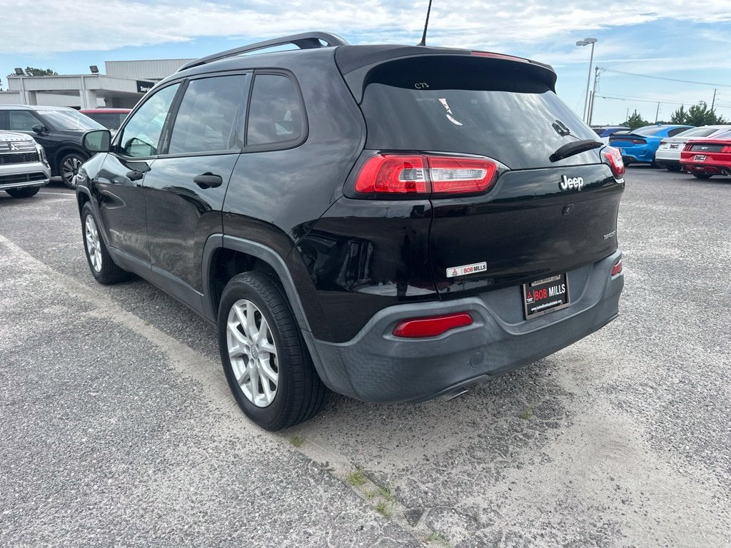 2017 Jeep Cherokee Sport