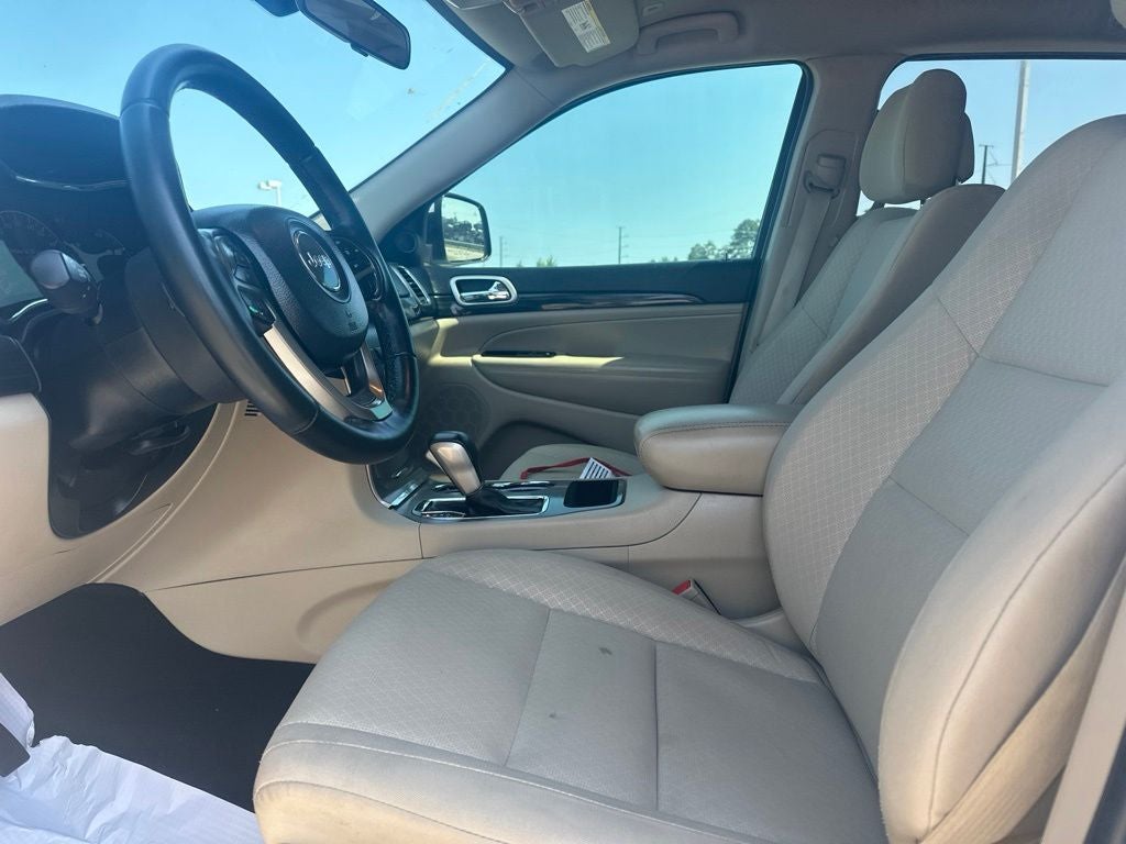2020 Jeep Grand Cherokee Laredo E