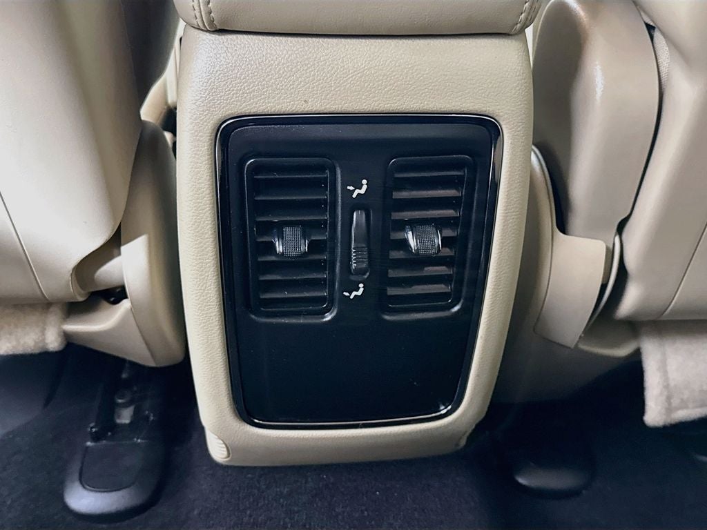 2020 Jeep Grand Cherokee Laredo E