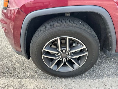 2019 Jeep Grand Cherokee Laredo E
