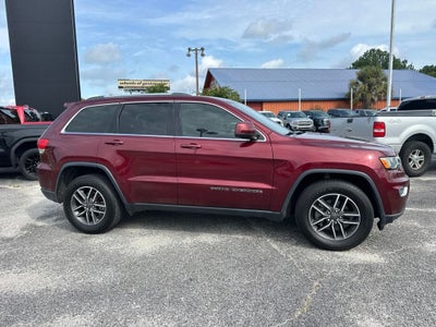 2019 Jeep Grand Cherokee Laredo E