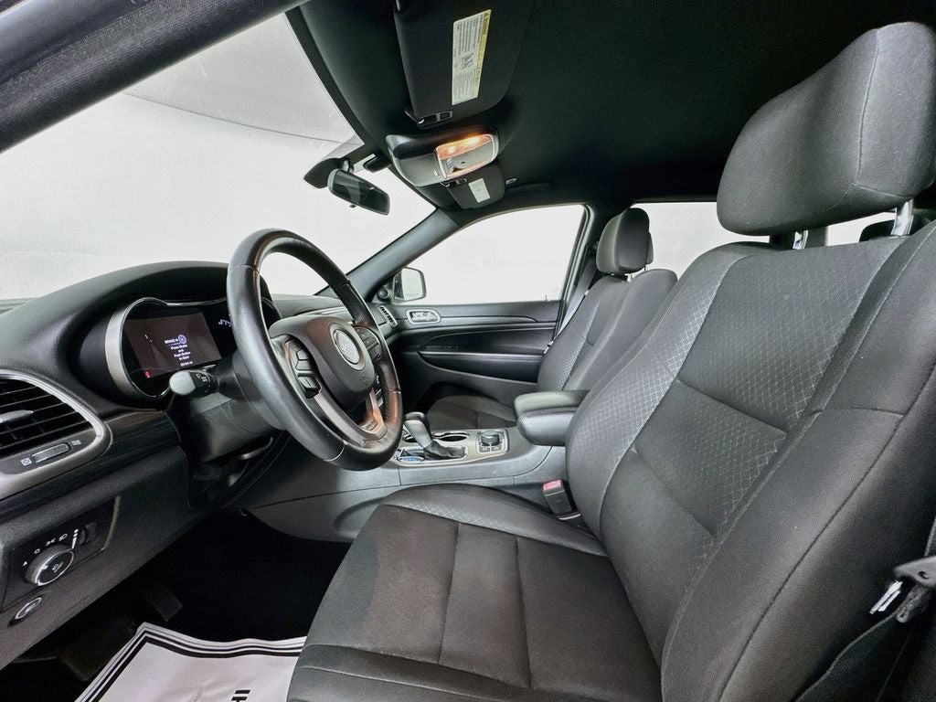 2019 Jeep Grand Cherokee Laredo E
