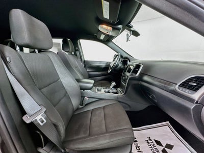 2019 Jeep Grand Cherokee Laredo E