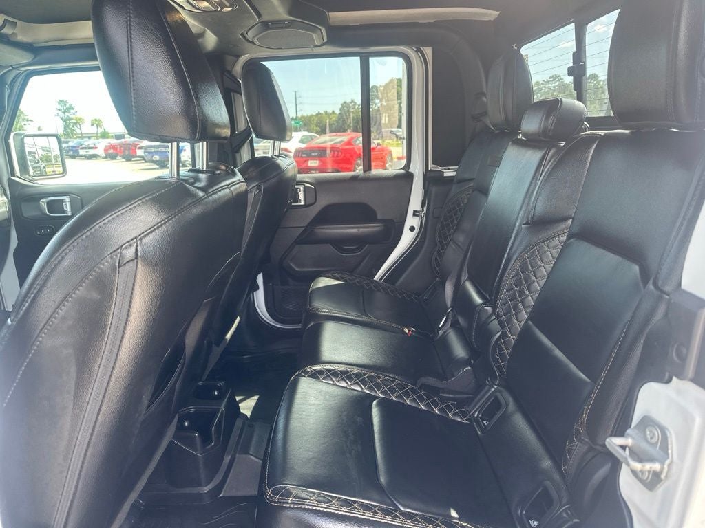 2022 Jeep Gladiator Overland
